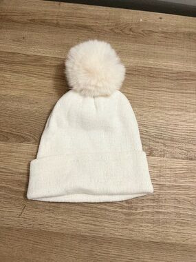 Kids Cream Pom-Pom Knit Beanie Hat
